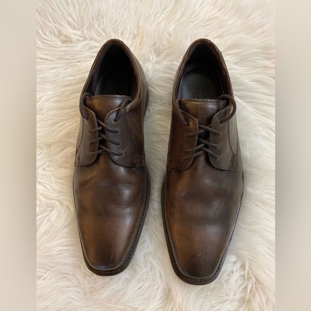 Boys/Men’s Ecco Oxford Shoe. Size: 39U or Men’s 5.
